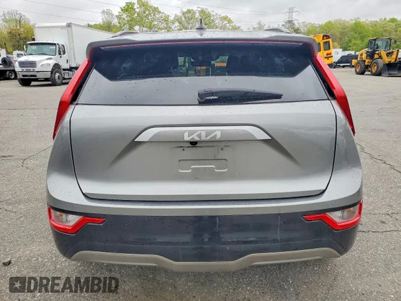 ✅ 2023 Kia Niro Wind • VIN: KNDCR3L1XP5072670 • Лот: 51783776. Опубліковано раніше на Copart з пробігом 89 890 миль. Безкоштовний доступ до архіву аукціонних продажів зі США та докладний звіт про історію автомобіля на DreamBid. Зображення 6.