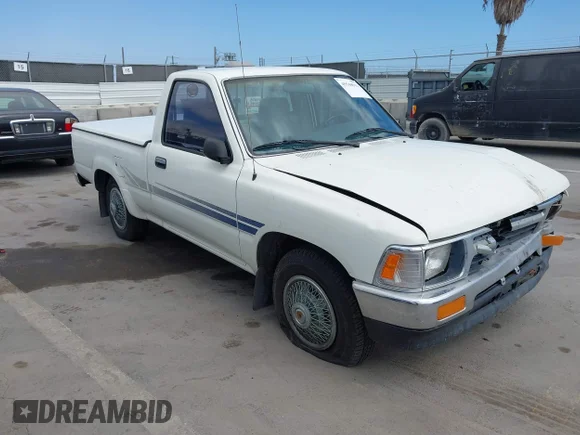 ✅ 1994 Toyota Pickup DLX • VIN: 4TARN81P0RZ166297 • Lot: 45544511. Listed on IAAI with 123,984 mi. Free auction sales archive from the USA and detailed vehicle history report at DreamBid. Image 1.