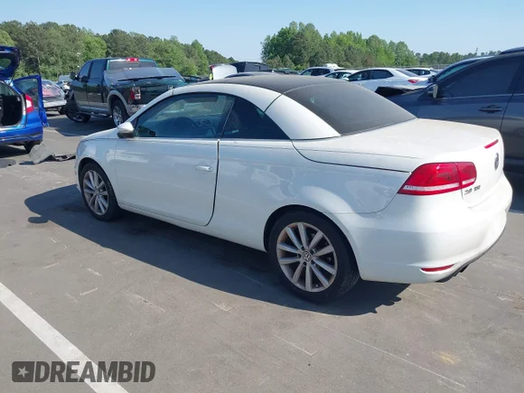 ✅ 2013 Volkswagen Eos Sport • VIN: WVWBW8AH5DV005651 • Lot: 44929511. Listed on IAAI with 140,198 mi. Free auction sales archive from the USA and detailed vehicle history report at DreamBid. Image 3.