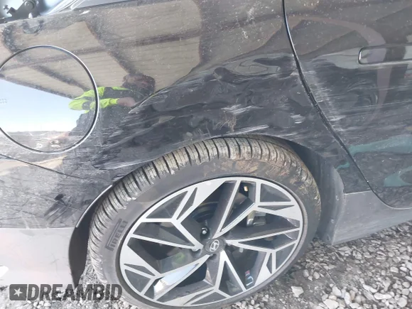 ✅ 2025 Hyundai Ioniq 6 SEL • VIN: KMHM34AA8SA088537 • Lot: 41388877. Wystawiony na IAAI z przebiegiem 535 mil. Bezpłatny archiwum sprzedaży aukcyjnych z USA i szczegółowy raport historii pojazdu na DreamBid. Zdjęcie 6.