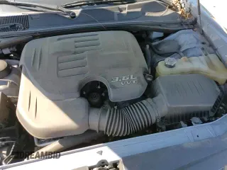 2020 Dodge Challenger SXT z VIN 2C3CDZAG7LH211072, wystawiony jako Copart lot #85314475 z przebiegiem 72 775 mil mil oraz Szkoda całkowita • Salvage title. Historia ofert i sprzedaży dostępna na DreamBid. Obrazek 14.