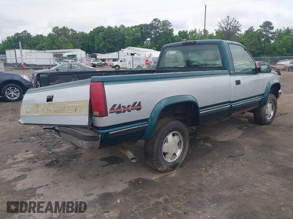 ✅ 1996 Chevrolet Silverado 1500 • VIN: 1GCEK14R4TE114492 • Lot: 45191089. Wystawiony na IAAI z przebiegiem 209 687 mil. Bezpłatny archiwum sprzedaży aukcyjnych z USA i szczegółowy raport historii pojazdu na DreamBid. Zdjęcie 4.