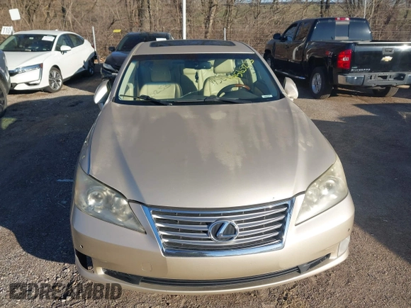 ✅ 2012 Lexus ES 330 • VIN: JTHBK1EG3C2508629 • Лот: 44565253. Опубліковано раніше на IAAI з пробігом 191 148 миль. Безкоштовний доступ до архіву аукціонних продажів зі США та докладний звіт про історію автомобіля на DreamBid. Зображення 6.