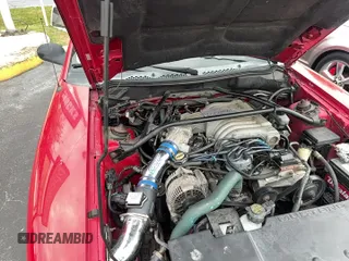 ✅ 1995 Ford Mustang • VIN: 1FALP45T2SF231247 • Лот: 93717475. Опубликован ранее на Copart с пробегом 121 432 миль. Бесплатный доступ к архиву аукционных продаж из США и подробный отчёт об истории автомобиля на DreamBid. Изображение 11.