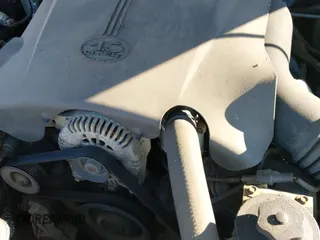 ✅ 2002 Lincoln Town Car Signature • VIN: 1LNHM82W22Y661083 • Лот: 43718362. Опубликован ранее на IAAI с пробегом 113 539 миль. Бесплатный доступ к архиву аукционных продаж из США и подробный отчёт об истории автомобиля на DreamBid. Изображение 16.