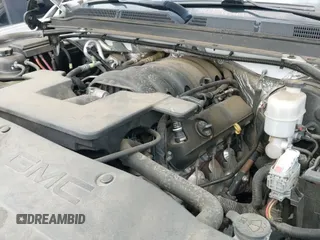 ✅ 2017 GMC Yukon SLE • VIN: 1GKS1AKC7HR294866 • Lot: 42290025. Wystawiony na IAAI z przebiegiem Nie podano. Bezpłatny archiwum sprzedaży aukcyjnych z USA i szczegółowy raport historii pojazdu na DreamBid. Zdjęcie 18.