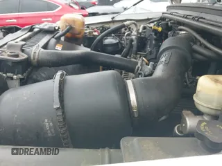 ✅ 2001 Ford F-250 XL • VIN: 1FTNW21LX1EC61505 • Lot: 43008611. Wystawiony na IAAI z przebiegiem 252 197 mil. Bezpłatny archiwum sprzedaży aukcyjnych z USA i szczegółowy raport historii pojazdu na DreamBid. Zdjęcie 19.