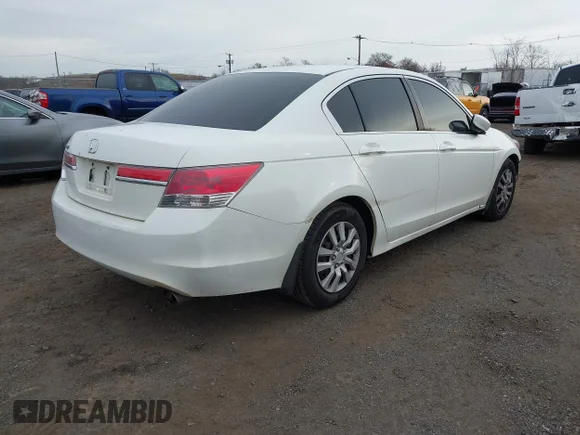 ✅ 2012 Honda Accord LX • VIN: 1HGCP2F32CA240284 • Lot: 43779962. Listed on IAAI with 175,834 mi. Free auction sales archive from the USA and detailed vehicle history report at DreamBid. Image 4.