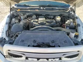 ✅ 2018 Ram 2500 Laramie • VIN: 3C6UR5FL4JG400590 • Lot: 90141745. Wystawiony na Copart z przebiegiem 77 795 mil. Bezpłatny archiwum sprzedaży aukcyjnych z USA i szczegółowy raport historii pojazdu na DreamBid. Zdjęcie 15.