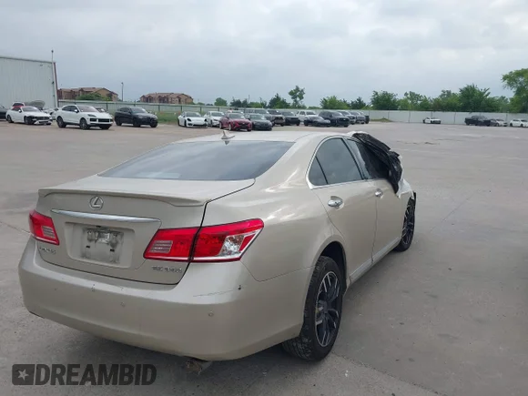 ✅ 2010 Lexus ES 330 • VIN: JTHBK1EG2A2385905 • Lot: 45138768. Listed on IAAI with Not provided. Free auction sales archive from the USA and detailed vehicle history report at DreamBid. Image 4.