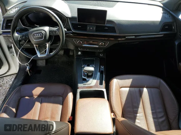 ✅ 2018 Audi Q5 Premium • VIN: WA1ANAFY2J2213251 • Лот: 44977853. Опубліковано раніше на Copart з пробігом 42 196 миль. Безкоштовний доступ до архіву аукціонних продажів зі США та докладний звіт про історію автомобіля на DreamBid. Зображення 8.