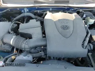 ✅ 2017 Toyota Tacoma SR5 • VIN: 3TMAZ5CN9HM051648 • Лот: 85957325. Опубликован ранее на Copart с пробегом 65 780 миль. Бесплатный доступ к архиву аукционных продаж из США и подробный отчёт об истории автомобиля на DreamBid. Изображение 16.