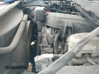 ✅ 2015 Chevrolet Silverado 3500HD • VIN: 1GB2KYEGXFZ529648 • Lot: 41455344. Listed on IAAI with 317,558 mi. Free auction sales archive from the USA and detailed vehicle history report at DreamBid. Image 20.