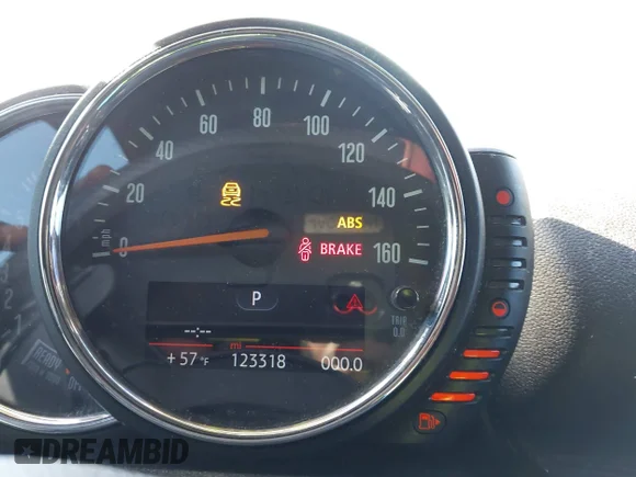 ✅ 2017 MINI Clubman Cooper S • VIN: WMWLU5C54H2E80792 • Лот: 43411914. Опубліковано раніше на IAAI з пробігом 123 318 миль. Безкоштовний доступ до архіву аукціонних продажів зі США та докладний звіт про історію автомобіля на DreamBid. Зображення 7.