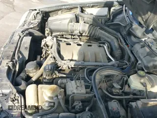 ✅ 2002 Mercedes-Benz E 320 • VIN: WDBJF83J32X075094 • Lot: 41788205. Listed on IAAI with 195,323 mi. Free auction sales archive from the USA and detailed vehicle history report at DreamBid. Image 12.