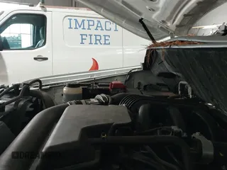 ✅ 2019 Nissan NV Cargo S • VIN: 1N6BF0KY9KN806755 • Lot: 41277907. Wystawiony na IAAI z przebiegiem 116 253 mil. Bezpłatny archiwum sprzedaży aukcyjnych z USA i szczegółowy raport historii pojazdu na DreamBid. Zdjęcie 19.