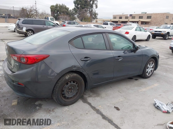 ✅ 2015 Mazda 3 i Sport • VIN: 3MZBM1U75FM193940 • Lot: 44384632. Wystawiony na IAAI z przebiegiem 102 597 mil. Bezpłatny archiwum sprzedaży aukcyjnych z USA i szczegółowy raport historii pojazdu na DreamBid. Zdjęcie 4.