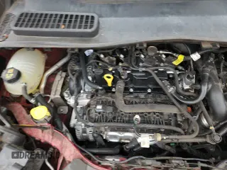 ✅ 2019 Ford Escape SE • VIN: 1FMCU0GD5KUA88576 • Lot: 82357405. Wystawiony na Copart z przebiegiem 102 594 mil. Bezpłatny archiwum sprzedaży aukcyjnych z USA i szczegółowy raport historii pojazdu na DreamBid. Zdjęcie 16.