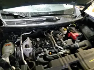 ✅ 2025 Nissan Kicks SR • VIN: 3N8AP6DB0SL341147 • Lot: 90513465. Listed on Copart with 3,843 mi. Free auction sales archive from the USA and detailed vehicle history report at DreamBid. Image 13.