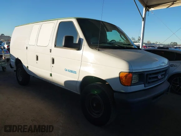 ✅ 2006 Ford Econoline Cargo • VIN: 1FTNE24W06HA94571 • Лот: 43870332. Опубліковано раніше на IAAI з пробігом 379 429 миль. Безкоштовний доступ до архіву аукціонних продажів зі США та докладний звіт про історію автомобіля на DreamBid. Зображення 1.