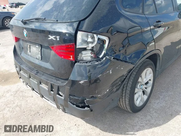 ✅ 2014 BMW X1 xDrive28i • VIN: WBAVL1C55EVY19670 • Лот: 42390736. Опубликован ранее на IAAI с пробегом Не указан. Бесплатный доступ к архиву аукционных продаж из США и подробный отчёт об истории автомобиля на DreamBid. Изображение 6.