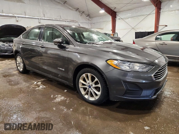 ✅ 2019 Ford Fusion SE • VIN: 3FA6P0LU7KR253300 • Lot: 75664365. Wystawiony na Copart z przebiegiem 102 898 mil. Bezpłatny archiwum sprzedaży aukcyjnych z USA i szczegółowy raport historii pojazdu na DreamBid. Zdjęcie 4.