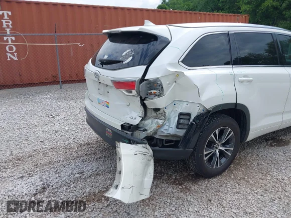 ✅ 2016 Toyota Highlander XLE • VIN: 5TDKKRFH2GS155435 • Лот: 45153212. Опубліковано раніше на IAAI з пробігом 163 199 миль. Безкоштовний доступ до архіву аукціонних продажів зі США та докладний звіт про історію автомобіля на DreamBid. Зображення 6.