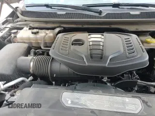 ✅ 2024 Jeep Wagoneer Series II • VIN: 1C4SJVBPXRS136182 • Lot: 71441405. Wystawiony na Copart z przebiegiem 55 672 mil. Bezpłatny archiwum sprzedaży aukcyjnych z USA i szczegółowy raport historii pojazdu na DreamBid. Zdjęcie 14.