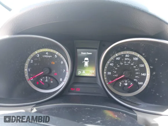 ✅ 2016 Hyundai Santa Fe • VIN: 5XYZT3LB2GG360887 • Lot: 45275145. Wystawiony na IAAI z przebiegiem 124 300 mil. Bezpłatny archiwum sprzedaży aukcyjnych z USA i szczegółowy raport historii pojazdu na DreamBid. Zdjęcie 7.
