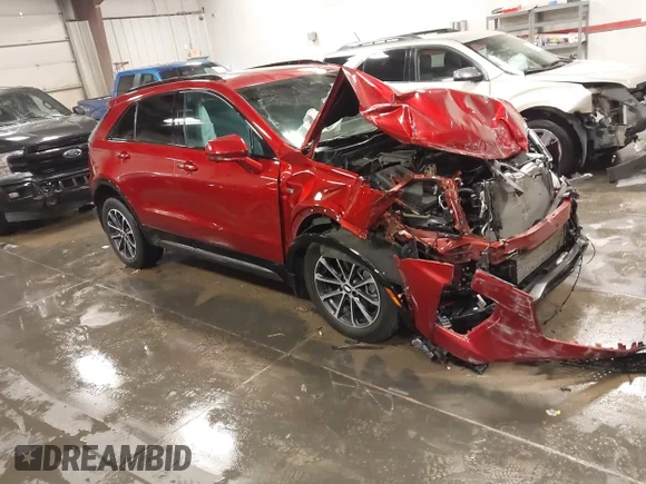 ✅ 2024 Cadillac XT4 AWD Sport • VIN: 1GYFZFR42RF154352 • Lot: 41249916. Wystawiony na IAAI z przebiegiem 27 378 mil. Bezpłatny archiwum sprzedaży aukcyjnych z USA i szczegółowy raport historii pojazdu na DreamBid. Zdjęcie 1.