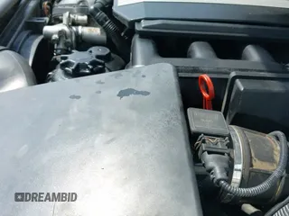 ✅ 2001 BMW 3 Series 325i • VIN: WBAAV33471FV00092 • Lot: 42668803. Wystawiony na IAAI z przebiegiem 136 796 mil. Bezpłatny archiwum sprzedaży aukcyjnych z USA i szczegółowy raport historii pojazdu na DreamBid. Zdjęcie 16.