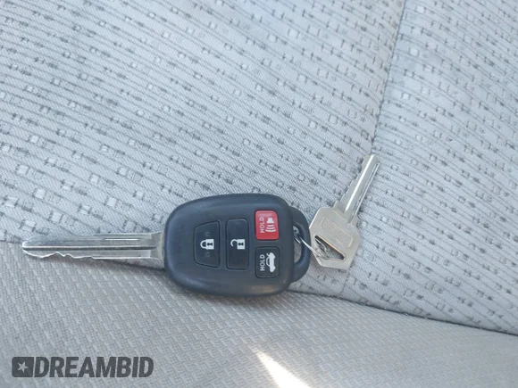 ✅ 2012 Toyota Camry LE • VIN: 4T4BF1FK2CR244611 • Лот: 43920617. Опубликован ранее на IAAI с пробегом 249 973 миль. Бесплатный доступ к архиву аукционных продаж из США и подробный отчёт об истории автомобиля на DreamBid. Изображение 11.