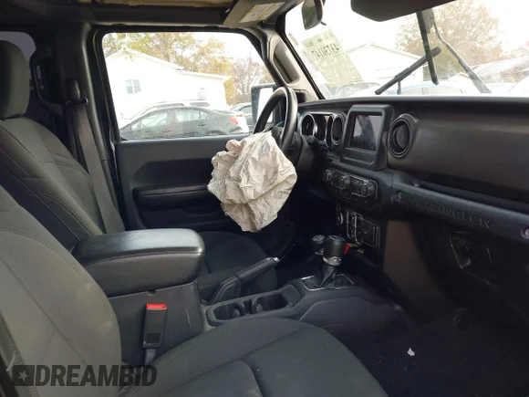 ✅ 2019 Jeep Wrangler Unlimited Sport S • VIN: 1C4HJXDN9KW689695 • Lot: 43730147. Wystawiony na IAAI z przebiegiem 115 573 mil. Bezpłatny archiwum sprzedaży aukcyjnych z USA i szczegółowy raport historii pojazdu na DreamBid. Zdjęcie 5.