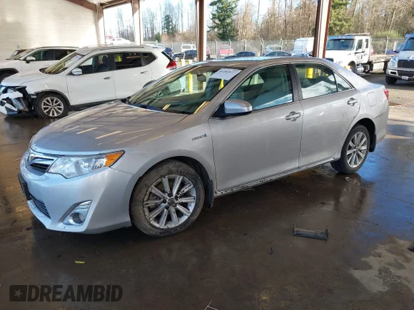 ✅ 2014 Toyota Camry XLE • VIN: 4T1BD1FK3EU101394 • Lot: 44061617. Wystawiony na IAAI z przebiegiem 47 179 mil. Bezpłatny archiwum sprzedaży aukcyjnych z USA i szczegółowy raport historii pojazdu na DreamBid. Zdjęcie 2.