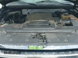 ✅ 2002 Ford Excursion Limited • VIN: 1FMNU43S42EB07522 • Лот: 42900864. Опубликован ранее на IAAI с пробегом 317 904 миль. Бесплатный доступ к архиву аукционных продаж из США и подробный отчёт об истории автомобиля на DreamBid. Изображение 18.