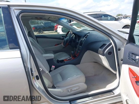 ✅ 2007 Lexus ES 330 • VIN: JTHBJ46G472065190 • Лот: 44571916. Опубликован ранее на IAAI с пробегом 111 607 миль. Бесплатный доступ к архиву аукционных продаж из США и подробный отчёт об истории автомобиля на DreamBid. Изображение 5.
