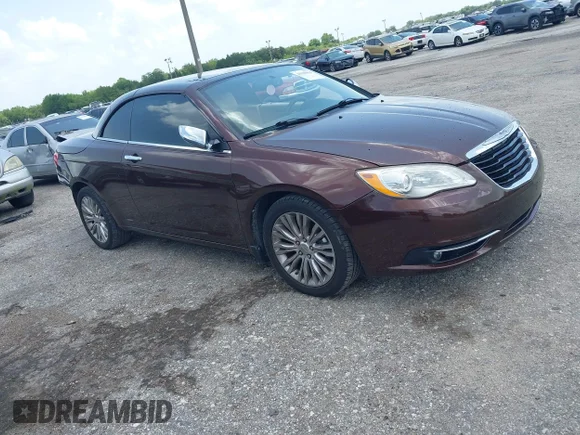 ✅ 2013 Chrysler 200 Limited • VIN: 1C3BCBFG9DN612260 • Lot: 45580814. Listed on IAAI with 63,067 mi. Free auction sales archive from the USA and detailed vehicle history report at DreamBid. Image 1.