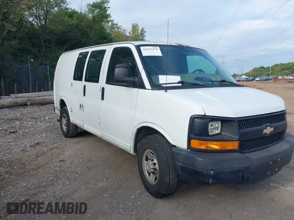 ✅ 2008 Chevrolet Express Cargo • VIN: 1GCGG25C381215354 • Лот: 43117279. Опубликован ранее на IAAI с пробегом 128 986 миль. Бесплатный доступ к архиву аукционных продаж из США и подробный отчёт об истории автомобиля на DreamBid. Изображение 1.