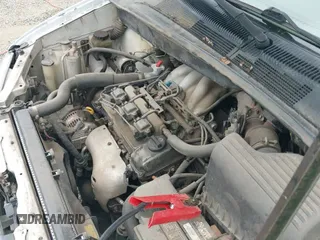 ✅ 1998 Toyota Sienna LE • VIN: 4T3ZF13C2WU064708 • Lot: 42968868. Listed on IAAI with 266,864 mi. Free auction sales archive from the USA and detailed vehicle history report at DreamBid. Image 14.