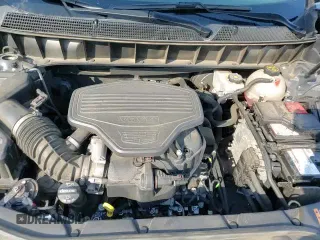 ✅ 2018 Cadillac XT5 Luxury FWD • VIN: 1GYKNCRS4JZ242460 • Lot: 80628245. Listed on Copart with 109,578 mi. Free auction sales archive from the USA and detailed vehicle history report at DreamBid. Image 17.