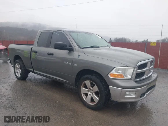 ✅ 2009 Dodge 1500 SLT • VIN: 1D3HB18T29S735458 • Lot: 43789338. Listed on IAAI with 221,901 mi. Free auction sales archive from the USA and detailed vehicle history report at DreamBid. Image 1.