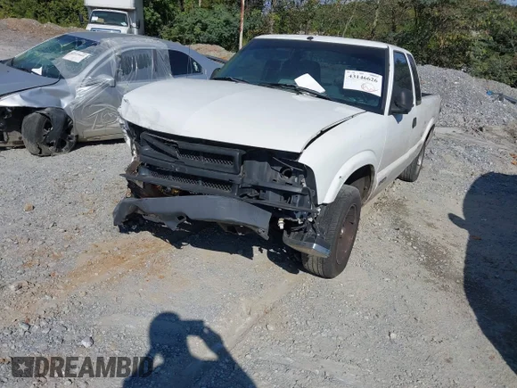✅ 1998 Chevrolet S-10 LS • VIN: 1GCCS19X6W8196808 • Lot: 43146626. Wystawiony na IAAI z przebiegiem 266 201 mil. Bezpłatny archiwum sprzedaży aukcyjnych z USA i szczegółowy raport historii pojazdu na DreamBid. Zdjęcie 6.