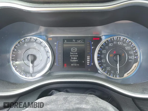 ✅ 2015 Chrysler 200 Limited • VIN: 1C3CCCAB7FN748282 • Лот: 45265263. Опубликован ранее на IAAI с пробегом 85 722 миль. Бесплатный доступ к архиву аукционных продаж из США и подробный отчёт об истории автомобиля на DreamBid. Изображение 7.