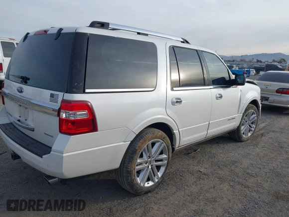 ✅ 2017 Ford Expedition Platinum • VIN: 1FMJU1MT2HEA35295 • Lot: 44262741. Wystawiony na IAAI z przebiegiem 71 075 mil. Bezpłatny archiwum sprzedaży aukcyjnych z USA i szczegółowy raport historii pojazdu na DreamBid. Zdjęcie 4.