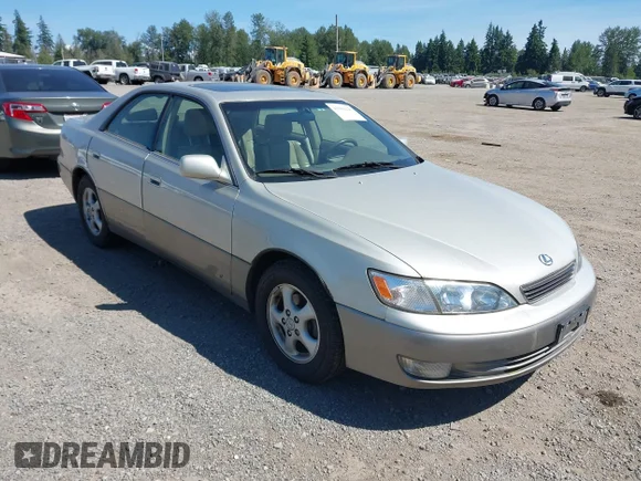 ✅ 1999 Lexus ES 300 • VIN: JT8BF28G6X0148764 • Lot: 42391225. Wystawiony na IAAI z przebiegiem 102 195 mil. Bezpłatny archiwum sprzedaży aukcyjnych z USA i szczegółowy raport historii pojazdu na DreamBid. Zdjęcie 1.