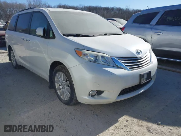 ✅ 2013 Toyota Sienna XLE • VIN: 5TDDK3DC5DS069139 • Лот: 44205733. Опубліковано раніше на IAAI з пробігом 184 192 миль. Безкоштовний доступ до архіву аукціонних продажів зі США та докладний звіт про історію автомобіля на DreamBid. Зображення 1.