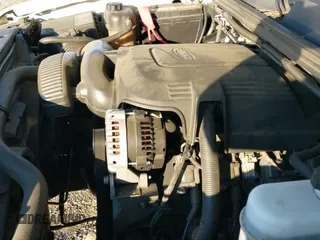 ✅ 2009 Chevrolet Silverado 1500 • VIN: 3GCEC33J49G178179 • Lot: 41810627. Wystawiony na IAAI z przebiegiem 205 823 mil. Bezpłatny archiwum sprzedaży aukcyjnych z USA i szczegółowy raport historii pojazdu na DreamBid. Zdjęcie 19.