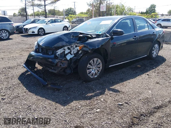 ✅ 2014 Toyota Camry LE • VIN: 4T1BD1FK4EU124151 • Lot: 45367382. Wystawiony na IAAI z przebiegiem 210 597 mil. Bezpłatny archiwum sprzedaży aukcyjnych z USA i szczegółowy raport historii pojazdu na DreamBid. Zdjęcie 2.