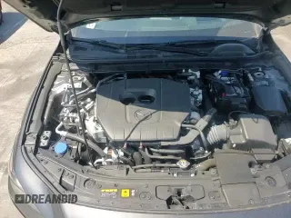 ✅ 2023 Mazda 3 S Premium • VIN: JM1BPAMM1P1621632 • Lot: 67765715. Wystawiony na Copart z przebiegiem 37 922 mil. Bezpłatny archiwum sprzedaży aukcyjnych z USA i szczegółowy raport historii pojazdu na DreamBid. Zdjęcie 13.