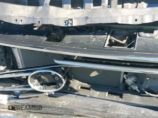 ✅ 2020 Toyota Tundra Platinum • VIN: 5TFAY5F12LX951676 • Lot: 41310865. Listed on IAAI with 36,601 mi. Free auction sales archive from the USA and detailed vehicle history report at DreamBid. Image 21.